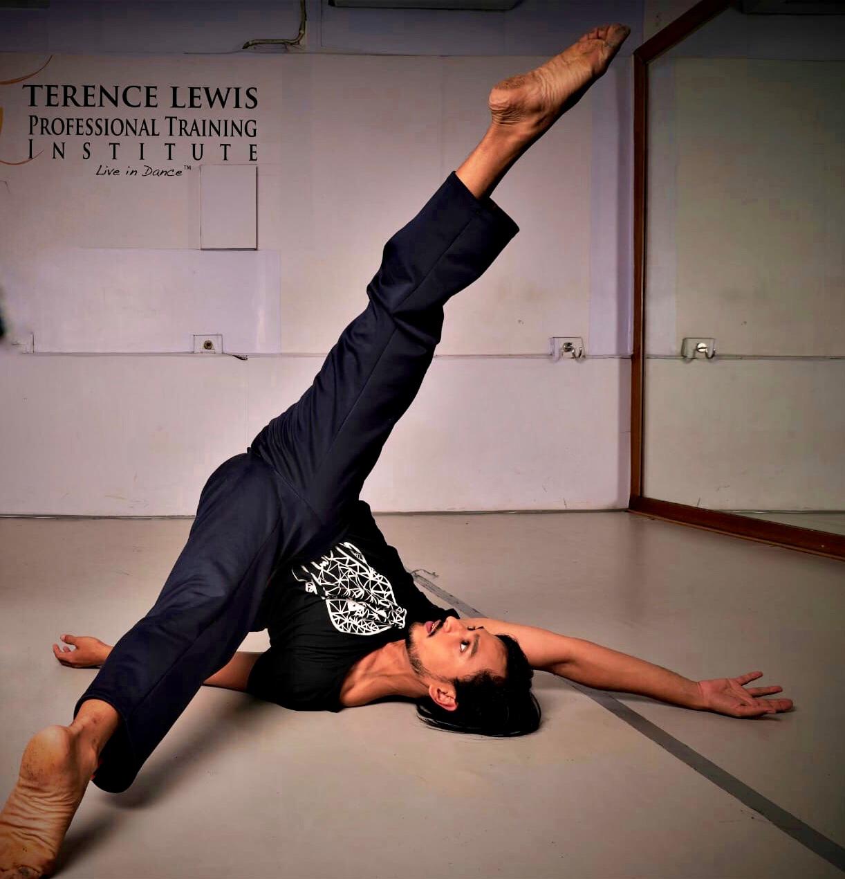 Top Tips for Contemporary Dance Attire Dance Training